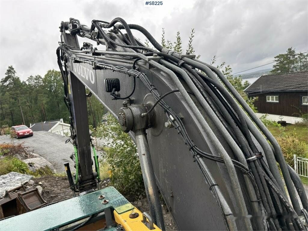 Kettenbagger Volvo EC140EL: das Bild 37