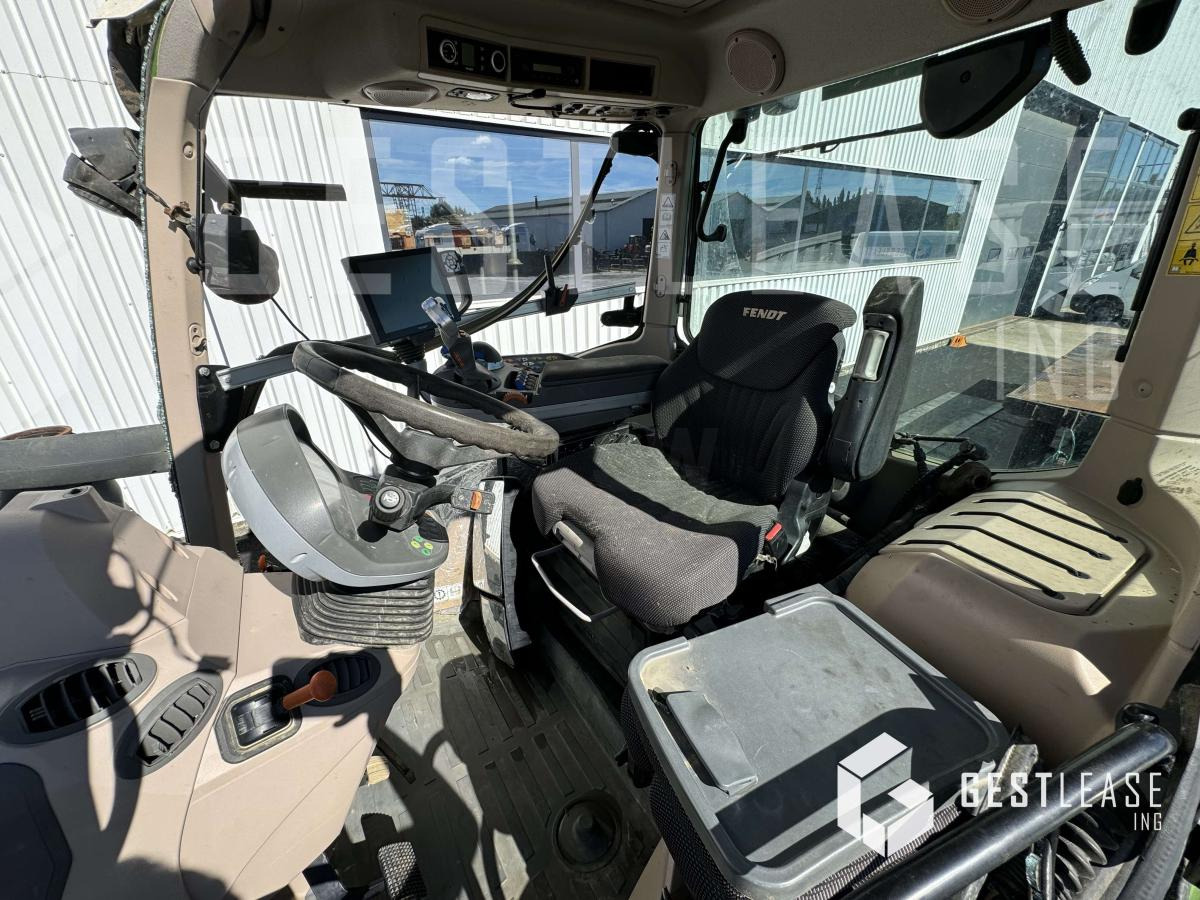 Traktor FENDT 722 VARIO: das Bild 9