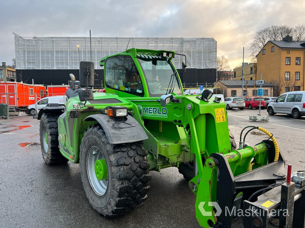 Teleskoplastare Merlo TF50.8T-170-CVT-HF - Leasing Teleskoplastare Merlo TF50.8T-170-CVT-HF: das Bild 34