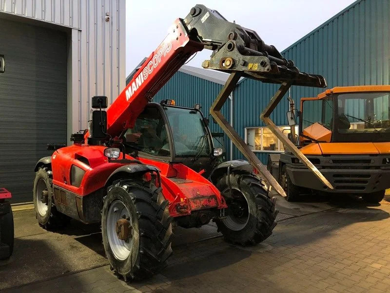 Teleskoplader Manitou MLT735 120 LSU: das Bild 9