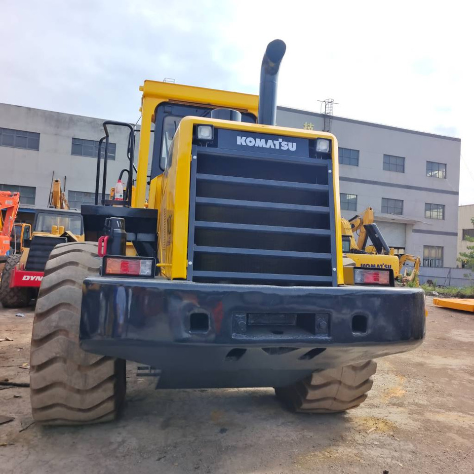 Radlader Komatsu WA 470-3: das Bild 9