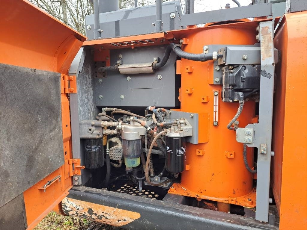 Kettenbagger Hitachi ZX 130 LC N-6: das Bild 8