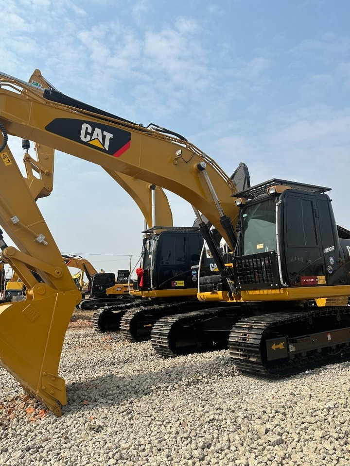 Kettenbagger CAT 320D: das Bild 13