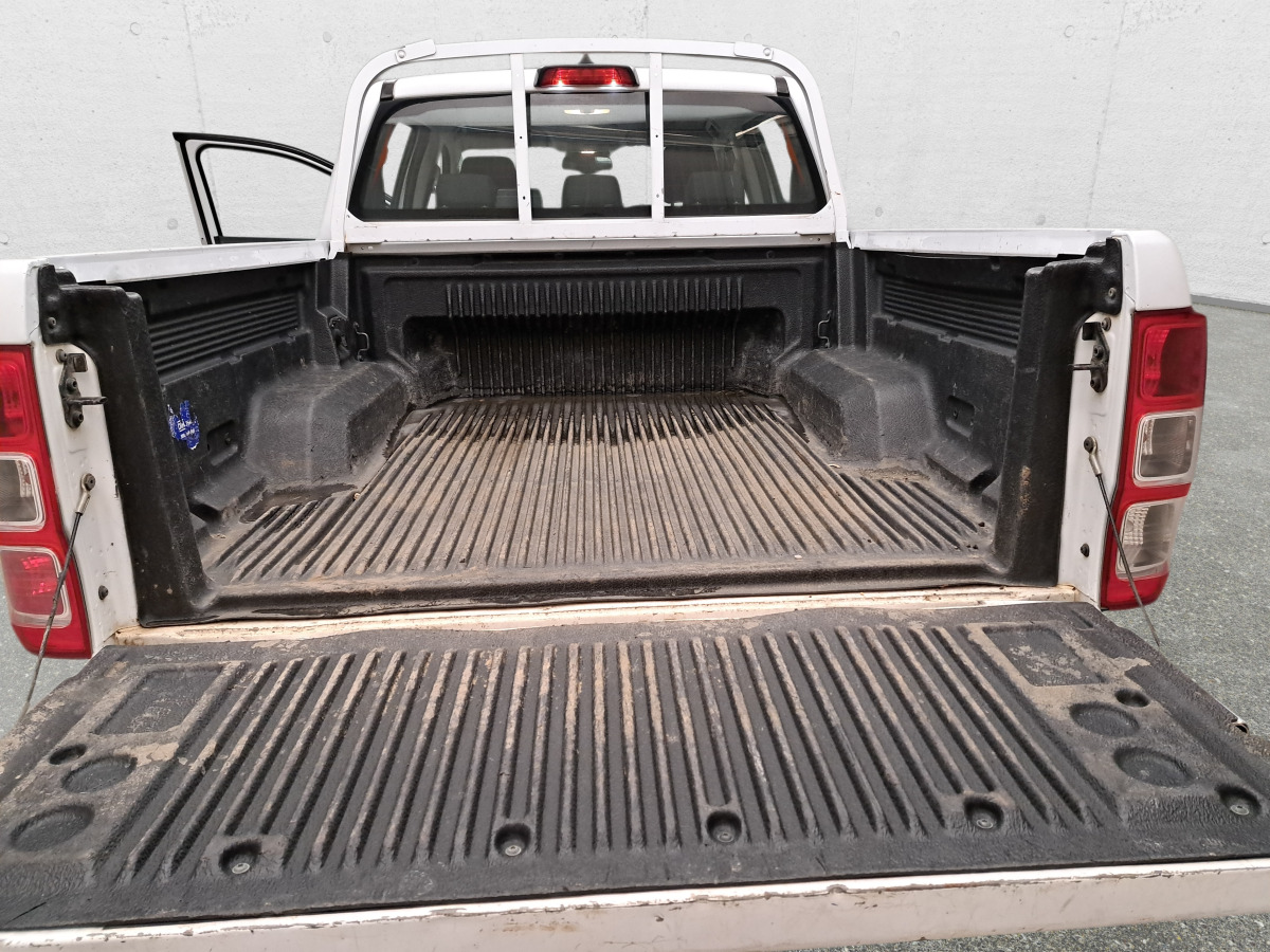 PKW FORD RANGER PICK-UP: das Bild 14