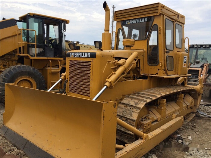 Bulldozer Caterpillar D6D: das Bild 6