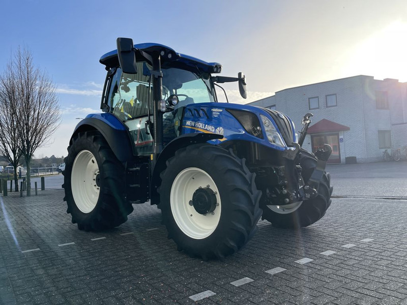 Traktor New Holland T5.130 AC Stage V: das Bild 6