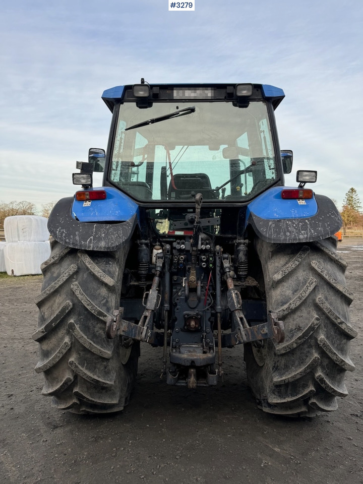 Traktor 2001 New Holland TM135 w/front hydraulics: das Bild 11