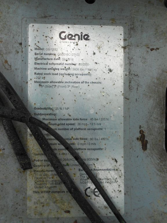 Scherenbühne Genie GS 1932, Scherenarbeitsbühne Genie 8 m: das Bild 16