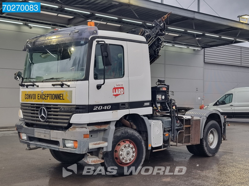 Sattelzugmaschine Mercedes-Benz Actros 2040 Actros 4X4 Manual 4x4 Big-Axle Full-Steel Hiab 1660-5 Kran 4x Stabilizers: das Bild 11