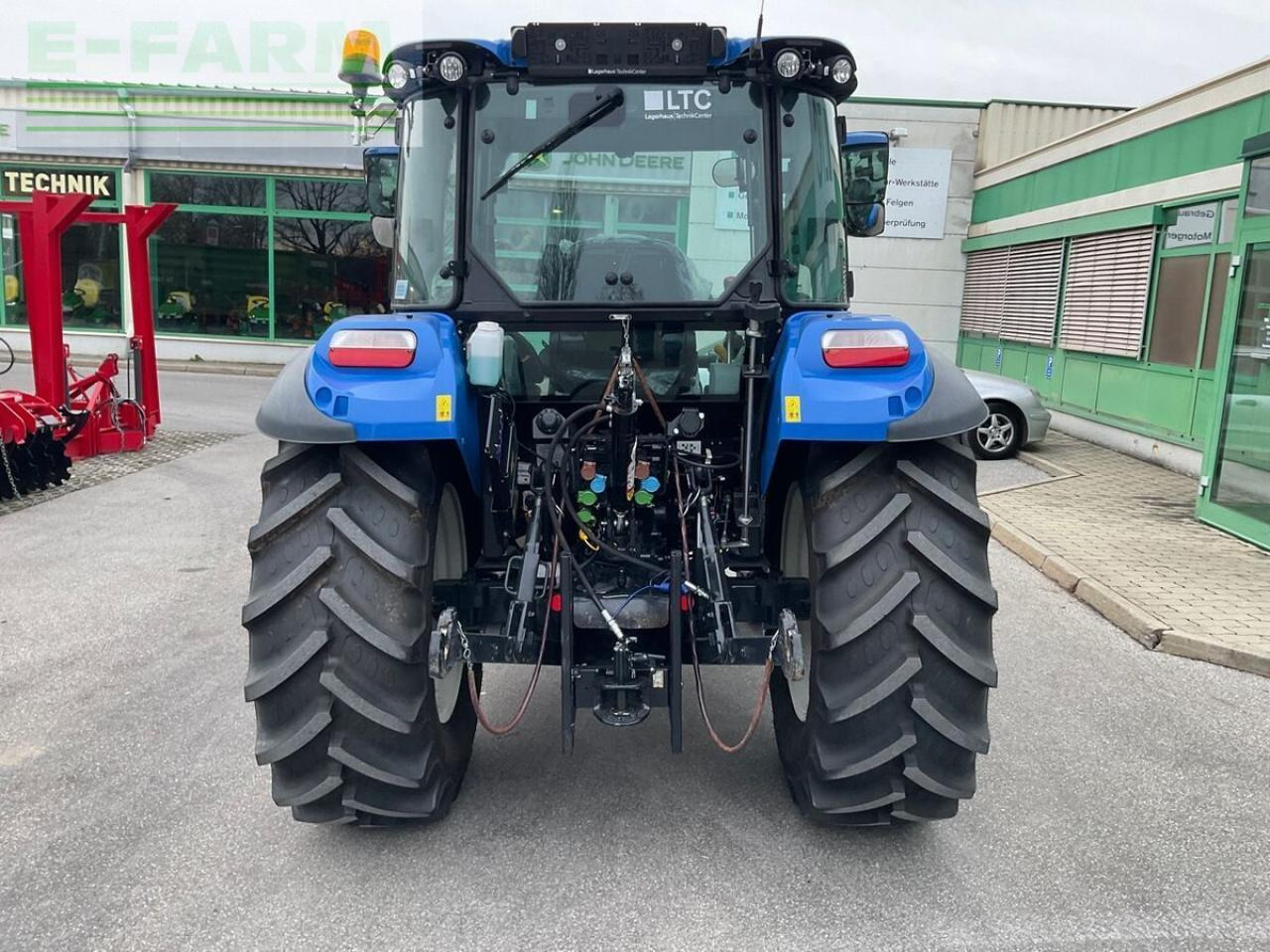 Traktor New Holland t 4.75: das Bild 8