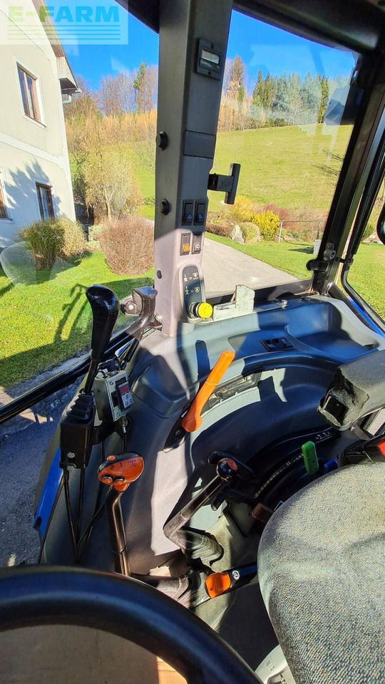 Traktor New Holland tl100a (4wd) A: das Bild 9