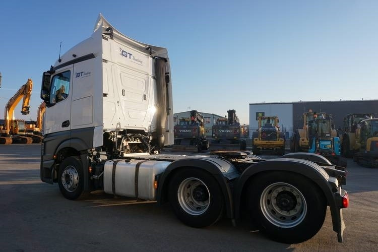 Sattelzugmaschine Mercedes-Benz Actros 2658 3 Units Package: das Bild 8