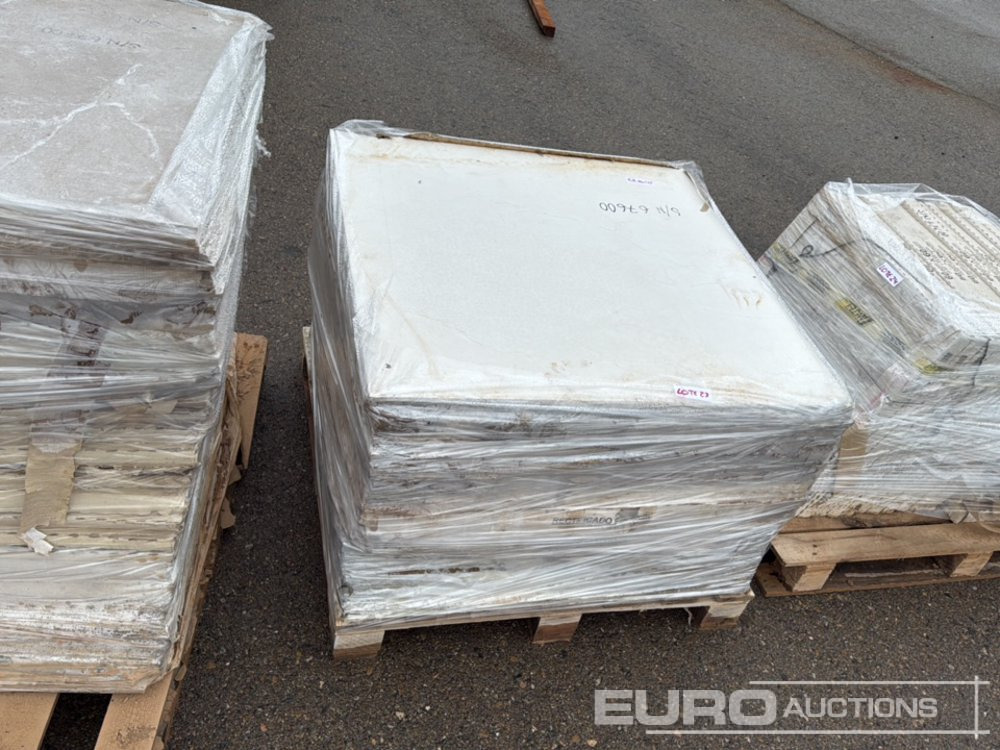 Baugeräte Pallet of Tiles (3 Of): das Bild 6