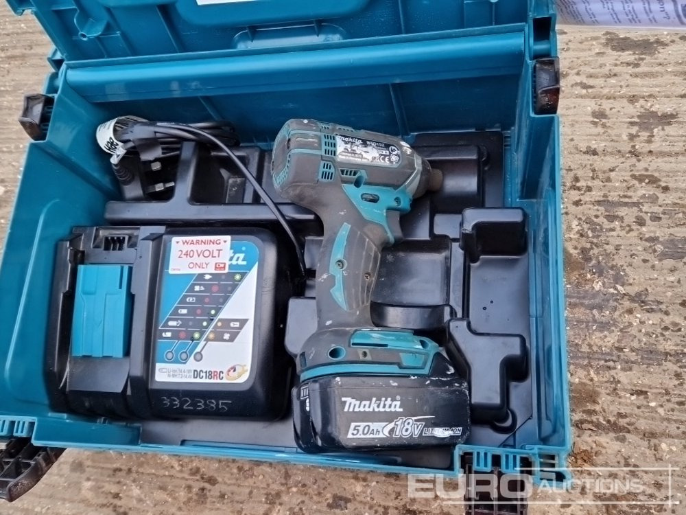 Baugeräte Makita 110Volt Impact Gun, 110Volt Hammer Drill, Battery Impact Gun (2 of), Battery Hammer Drill, Spectra Laser Level: das Bild 23