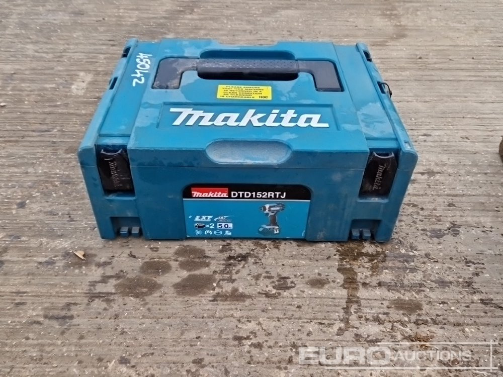 Baugeräte Makita 110Volt Impact Gun, 110Volt Hammer Drill, Battery Impact Gun (2 of), Battery Hammer Drill, Spectra Laser Level: das Bild 20