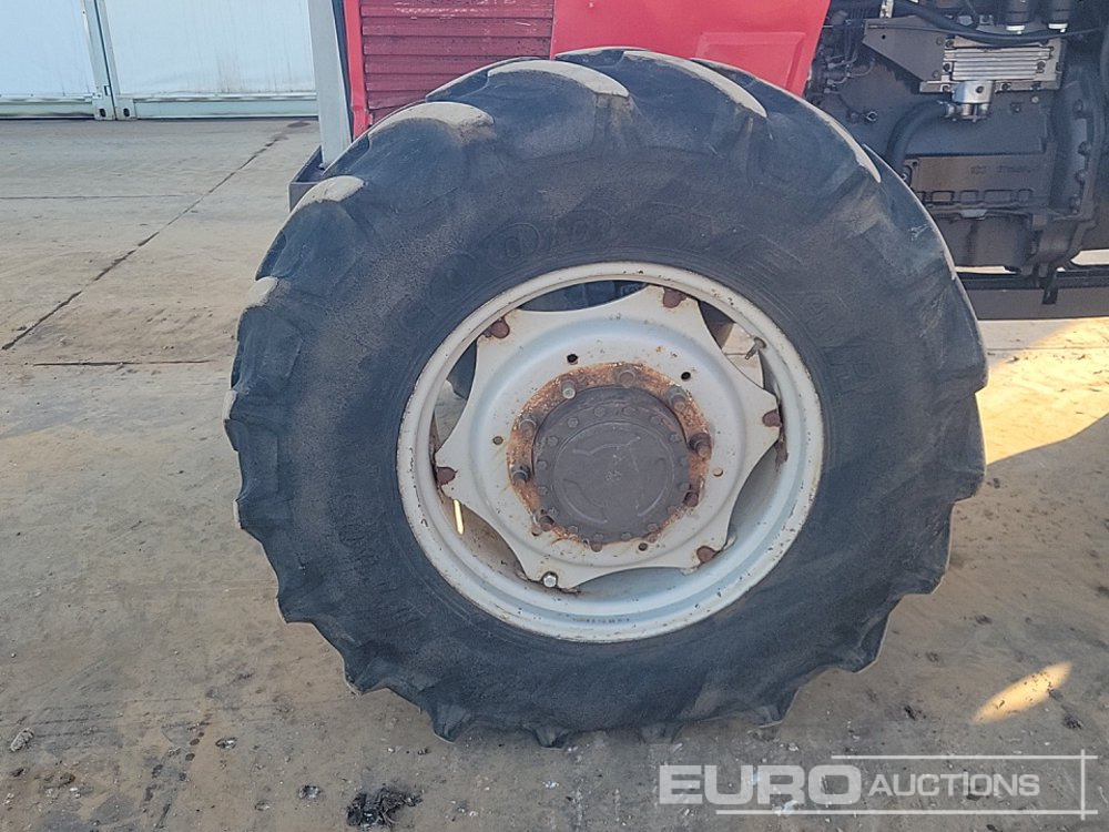 Traktor Massey Ferguson 3635: das Bild 9