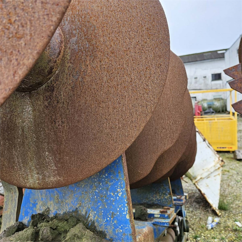 Technik für Bodenbearbeitung Dalbo 3 m: das Bild 8