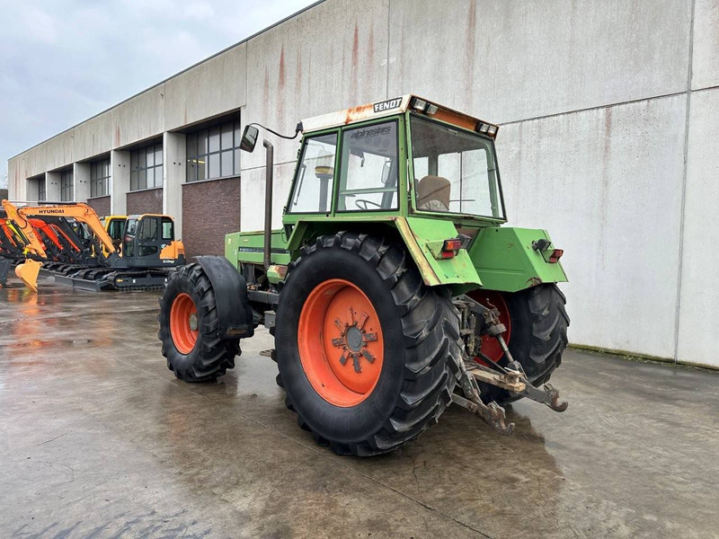 Traktor Fendt FAVORIT 615LS: das Bild 6