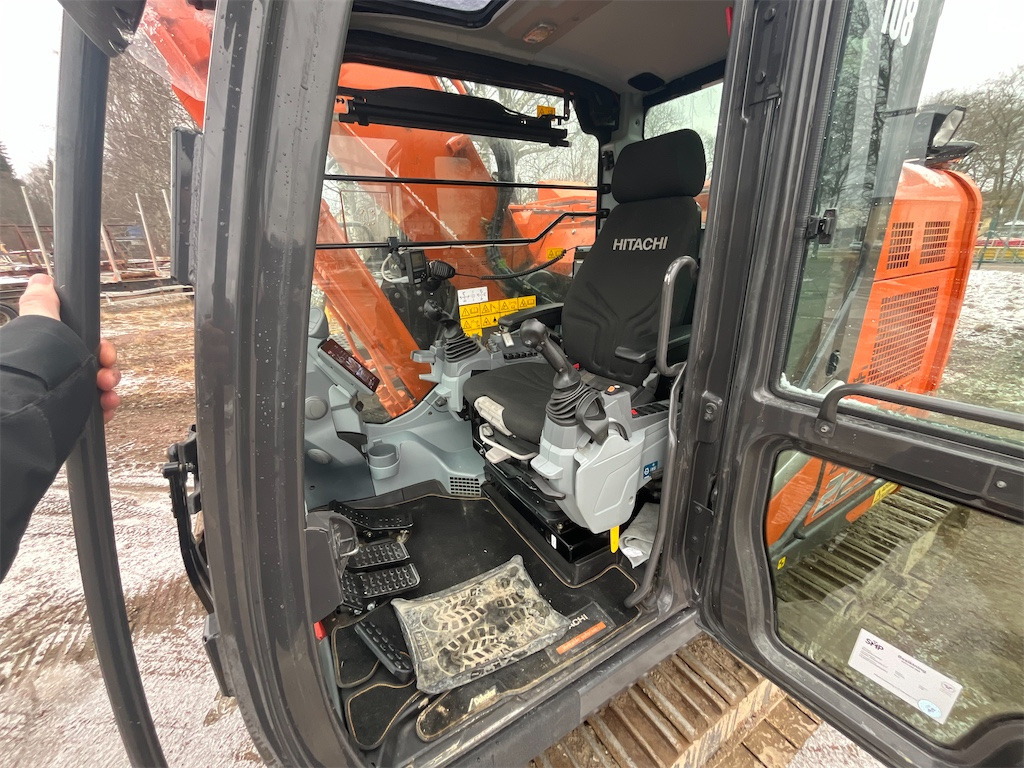 Kettenbagger Hitachi Zaxis 225 USLC: das Bild 17