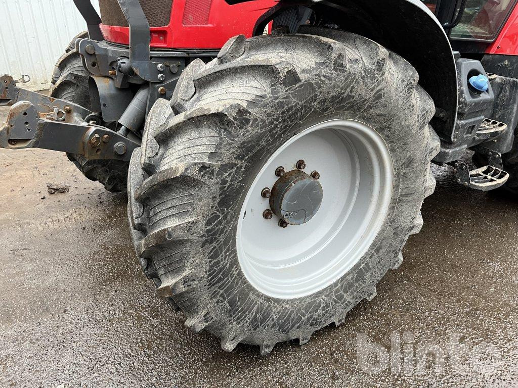 Traktor Massey Ferguson: das Bild 23